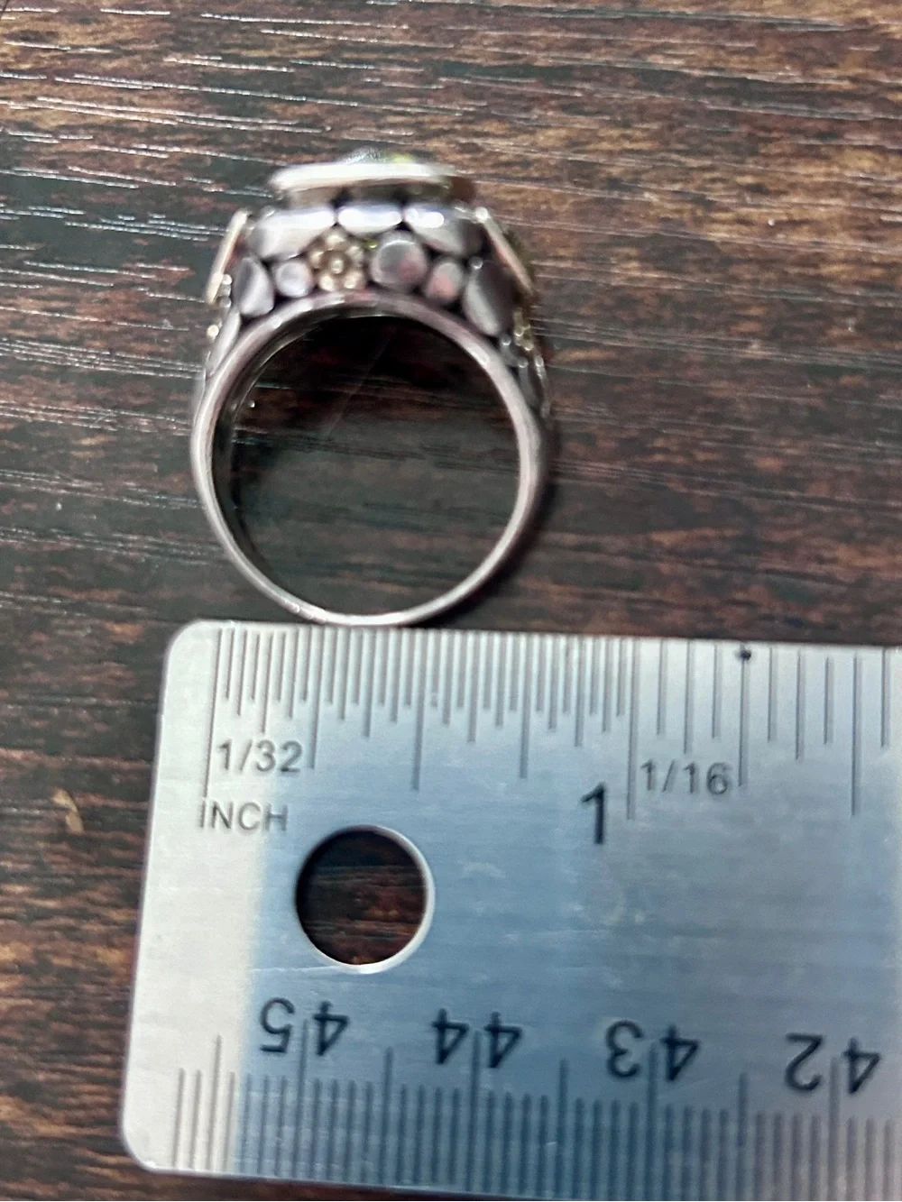 Designer Inspired 925-Stamped Faceted Peridot-Style Silver Ring, size 8.5-9